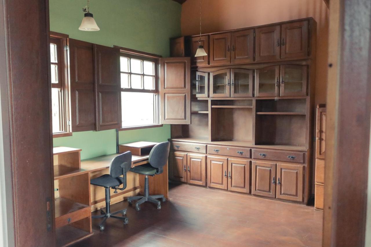 Em Tiradentes, Minas Gerais, Casa Tipica E Espacosa Em Terreno Arborizado Екстериор снимка
