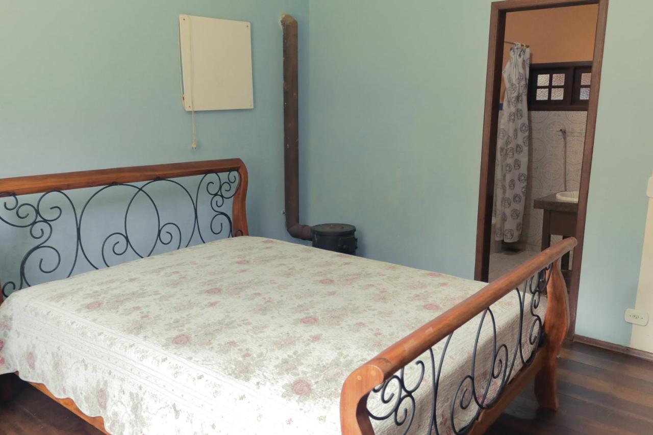 Em Tiradentes, Minas Gerais, Casa Tipica E Espacosa Em Terreno Arborizado Екстериор снимка