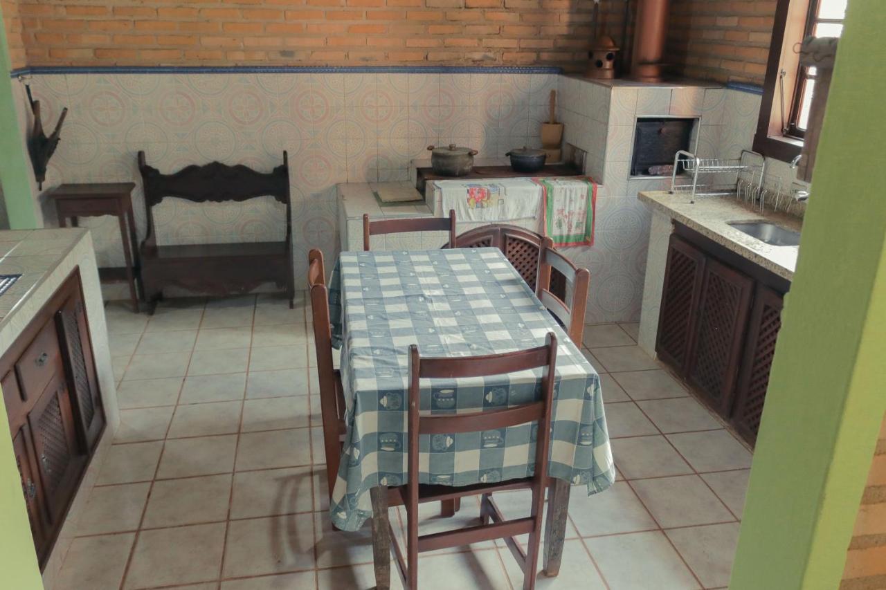 Em Tiradentes, Minas Gerais, Casa Tipica E Espacosa Em Terreno Arborizado Екстериор снимка