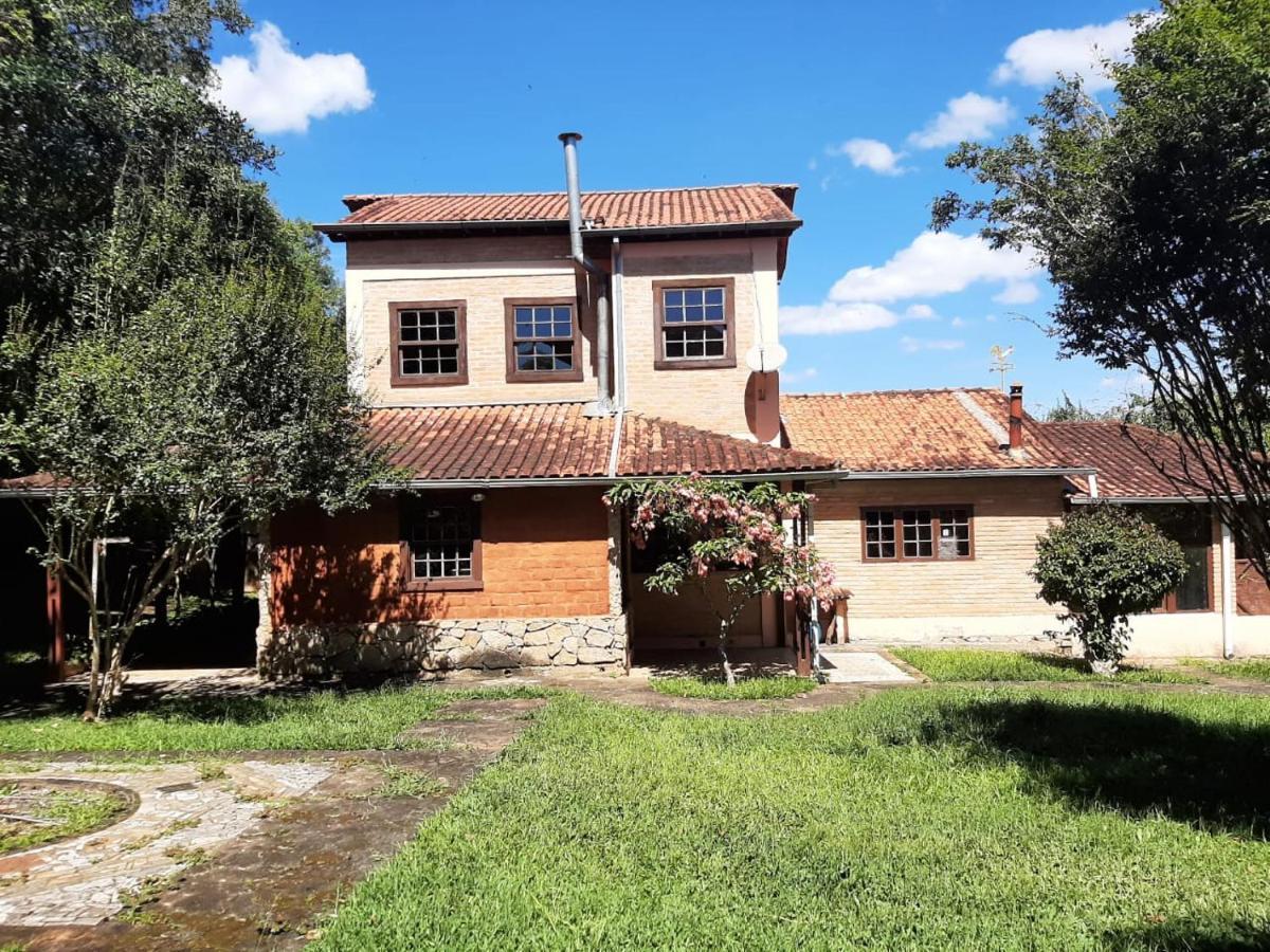 Em Tiradentes, Minas Gerais, Casa Tipica E Espacosa Em Terreno Arborizado Екстериор снимка