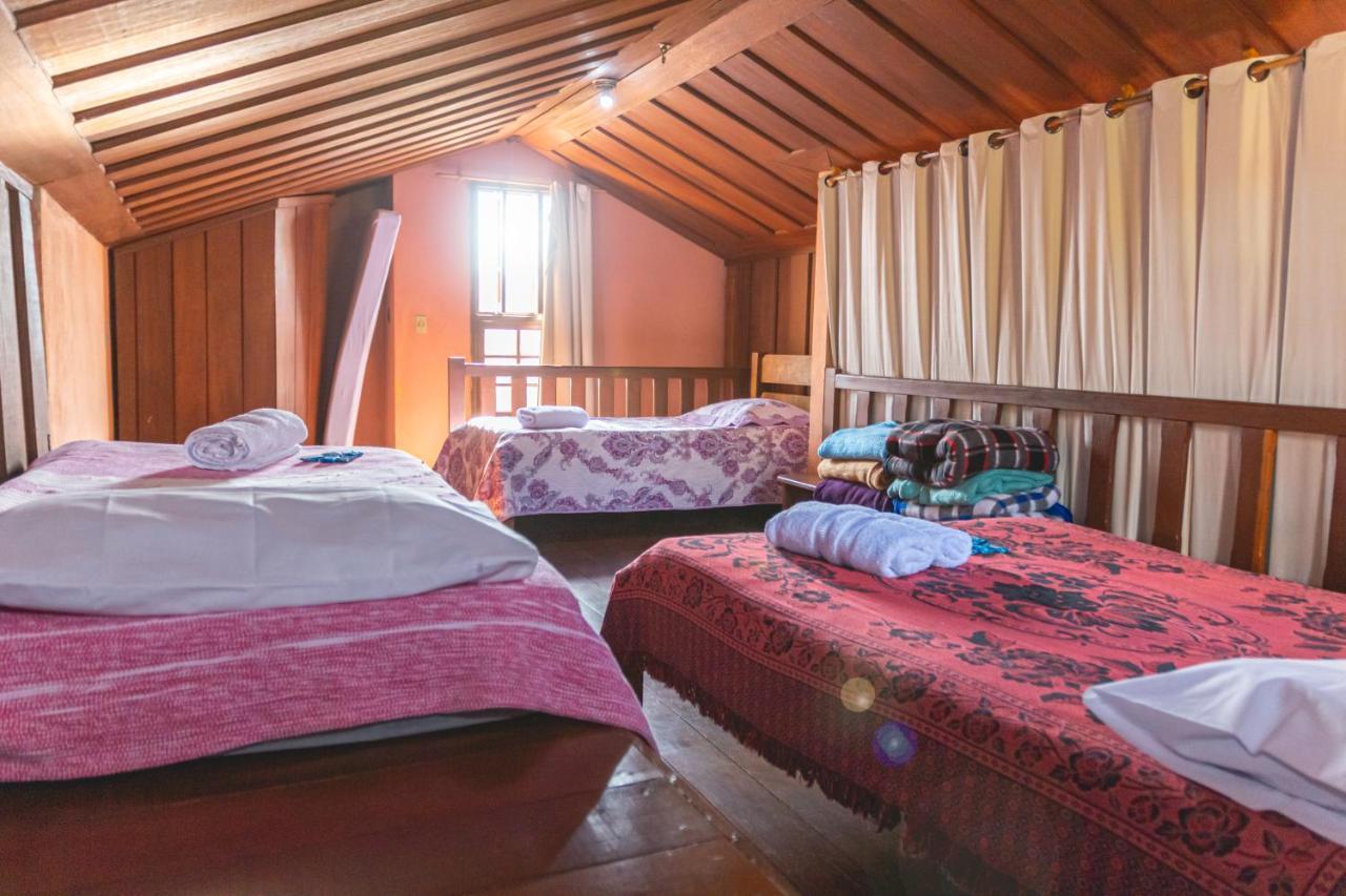 Em Tiradentes, Minas Gerais, Casa Tipica E Espacosa Em Terreno Arborizado Екстериор снимка